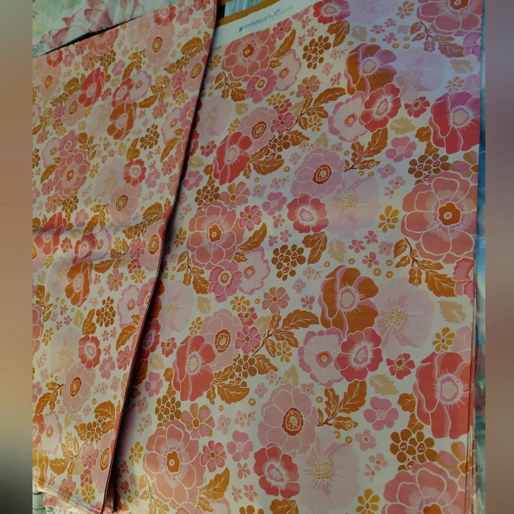 15ct. 19x24 Polymailers Bonus: Random Thank You Cards/Stickers